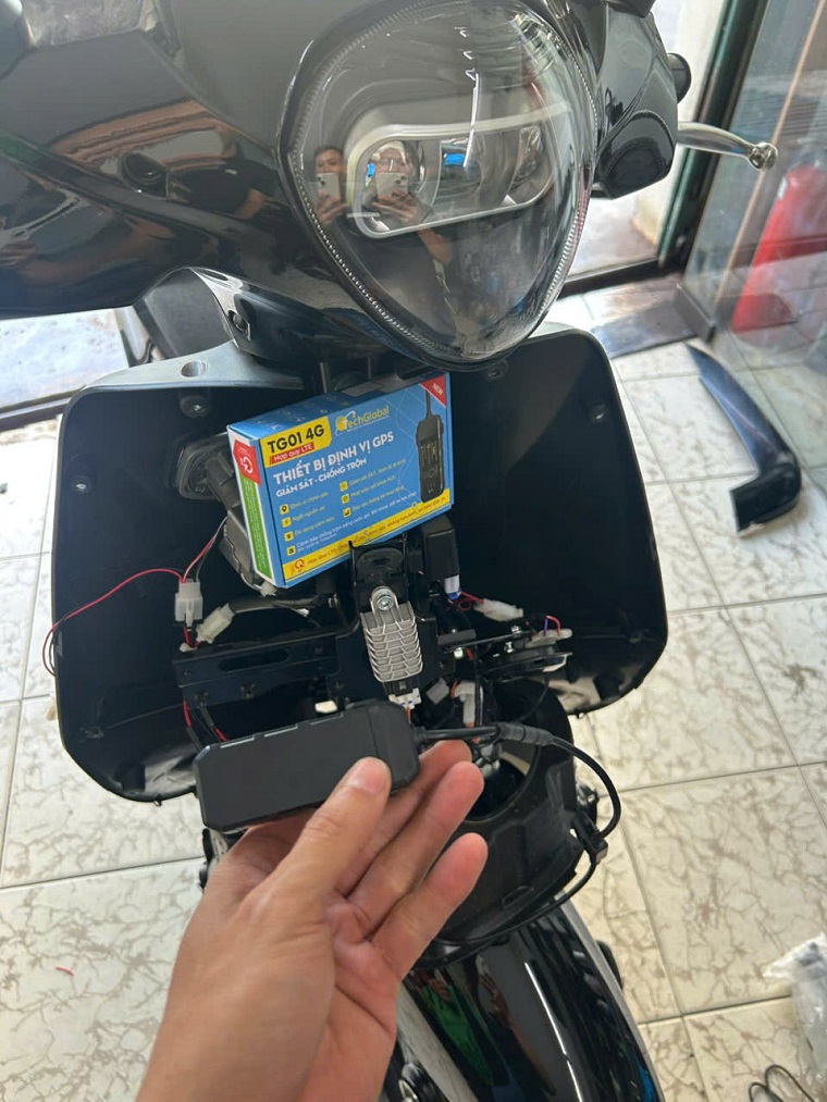 định vị xe máy có dây định vị xe máy có dây