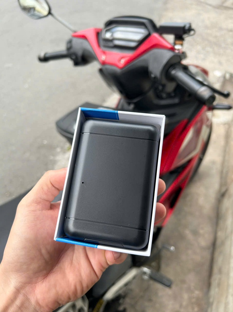 Thiết bị định vị xe máy a10 4g giá 2.1 triệu