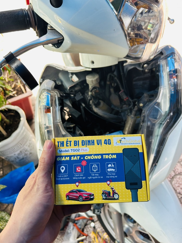 lắp định vị xe máy honda lead