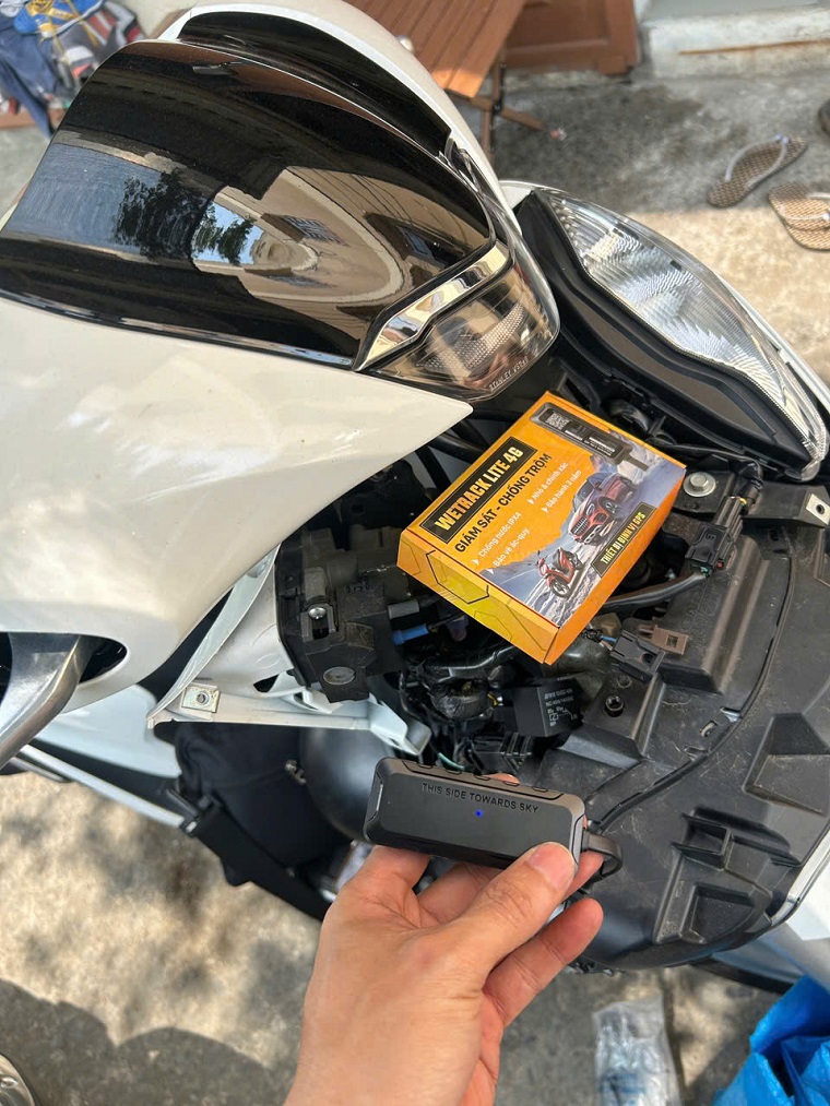 Lắp định vị xe máy SH tại Quận 10