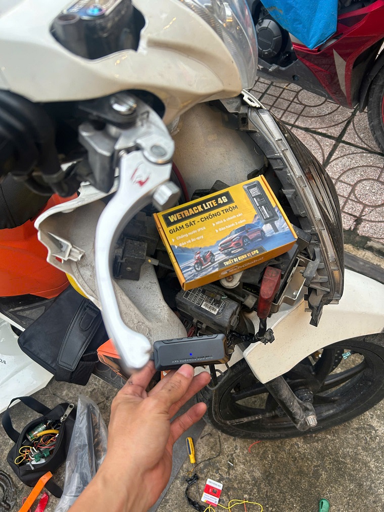 lắp định vị xe máy tại phường phú thọ hcm