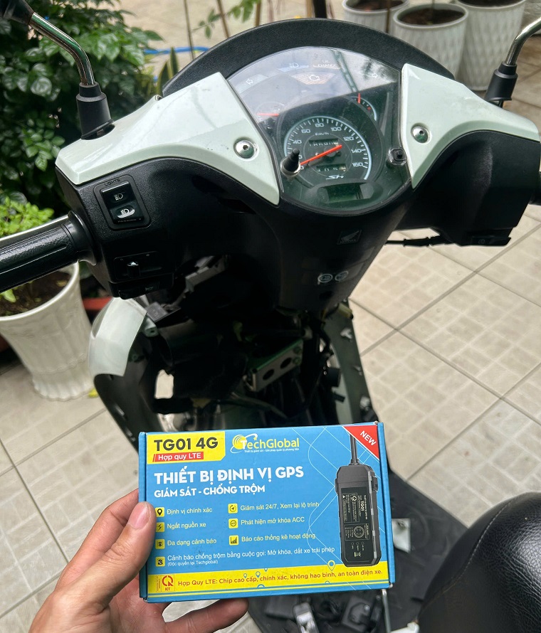 lắp định vị xe máy tận nơi