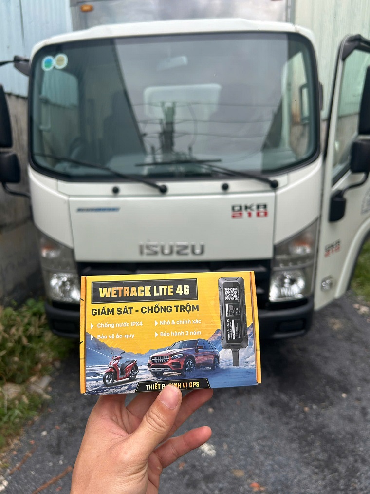 lắp định vị xe tải giao hàng