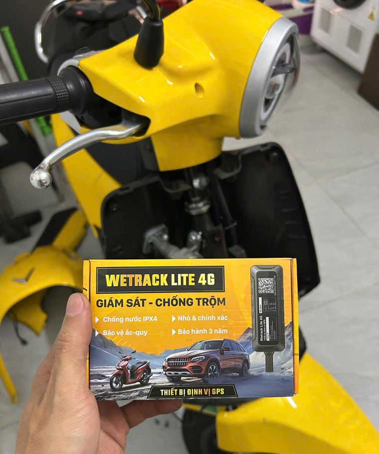 lắp định vị xe máy điện tận nơi