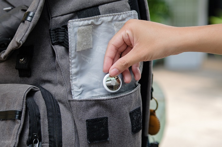 Cách tìm AirTag bị giấu trong balo hoặc xe Cách tìm AirTag bị giấu trong balo hoặc xe