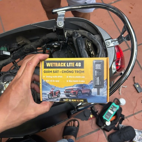 Lắp Định Vị Xe Máy Học Sinh – Giải Pháp An Toàn & Quản Lý Hiệu Quả